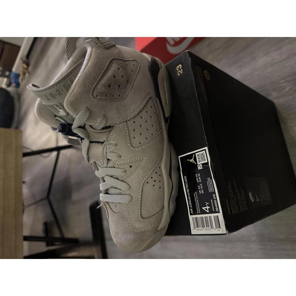 Jordan 6 Retro Georgetown (2022) (GS) Size: US 4Y